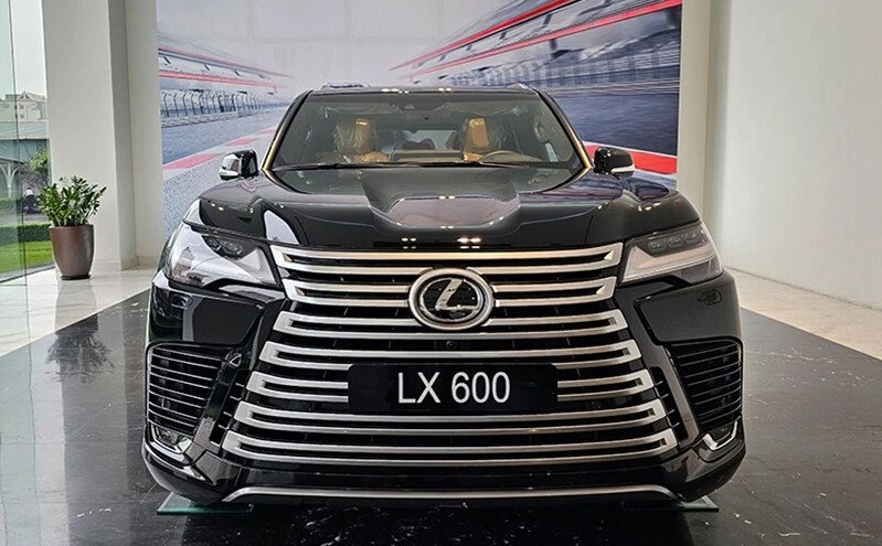 Lexus LX 600 Urban 2025 có bao nhiêu màu sắc lựa chọn ?