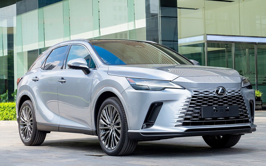 Lexus RX 350 Luxury 2025 có bao nhiêu màu sắc?