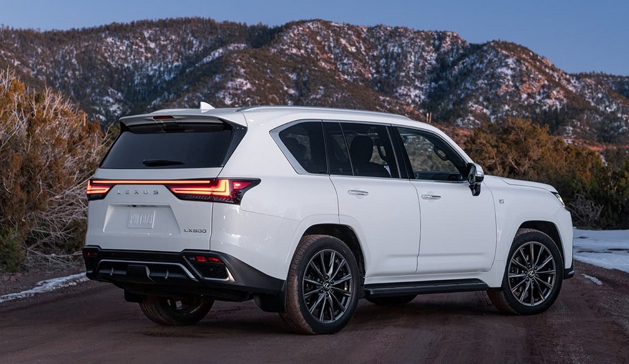 Lexus LX 600 F Sport 2024: Sự Lựa Chọn Hoàn Hảo Cho Người Đam Mê Xe Sang Trọng